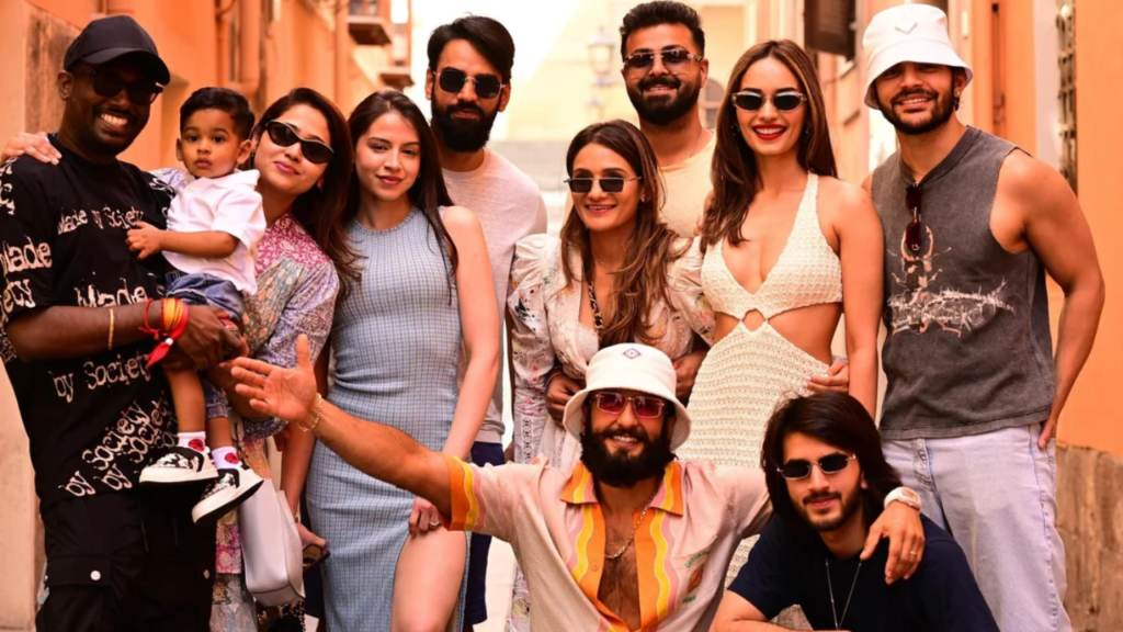 Veer Pahariya with Manushi Chhillar and friends