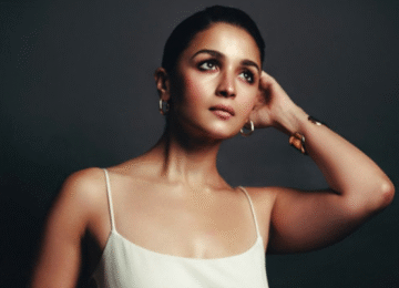 Alia Bhatt Serves 90s Glam