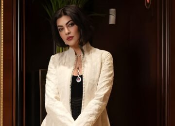Sushmita Sen’s Rohit Bal Moment Is All About Tailored Femininity and Quiet Opulence