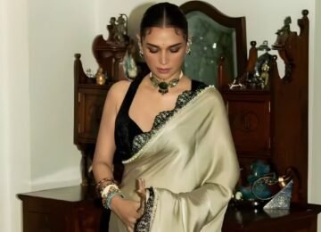 Aditi Rao Hydari Turns Heads at an Award Function in a Gorgeous Silk Saree; Siddharth Has the Sweetest Reaction