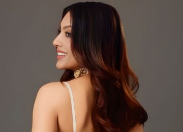 Sahher Bambba’s ₹3.2 Lakh Ivory Lehenga: A Dreamy Blend of French Knots, Zardosi & Modern Elegance