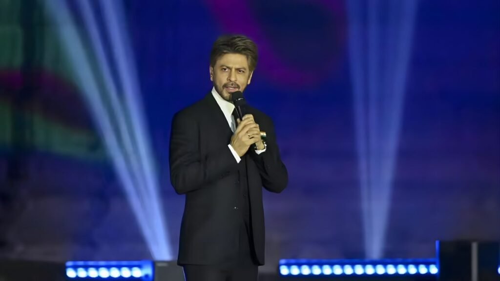 Shah Rukh Khan Pays Tribute to Victims of 26/11, Pahalgam Attack & Delhi Blast at Global Peace Honours 2025