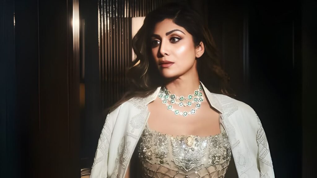 Shilpa Shetty’s Bold Saree-Jacket Fusion Sets a New Festive Season Benchmark