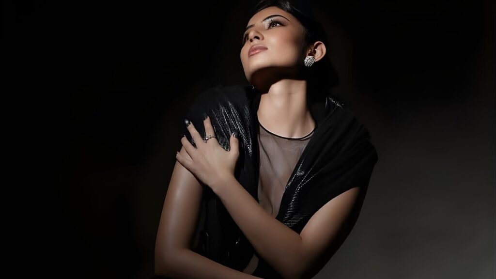 Dhurandhar Star Sara Arjun Channels Futurist Glamour in Amit Aggarwal’s Sculptural Gown