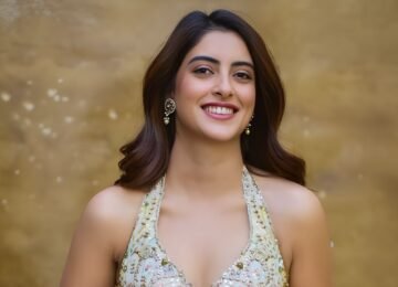 Navya Nanda Stuns in Rs 73K Ivory Corset-Sharara: Modern Indianwear Goals