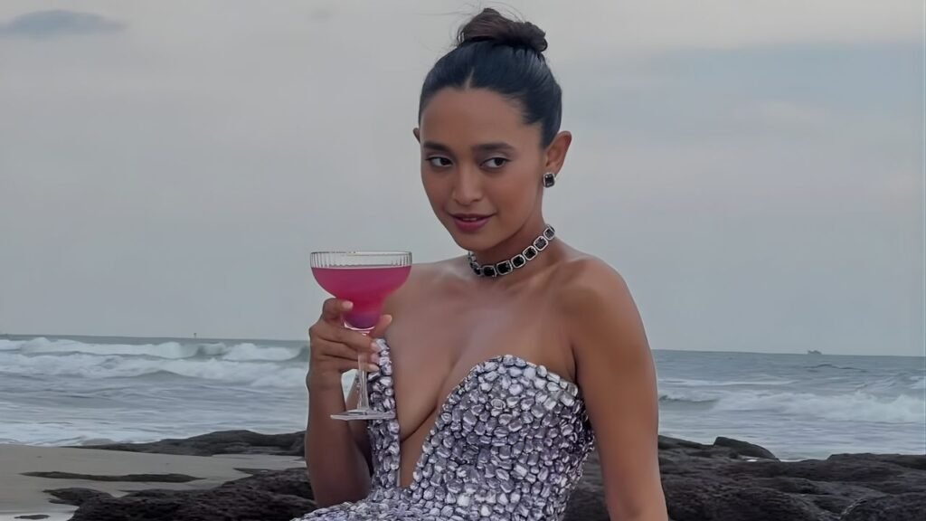 Sayani Gupta Metal Dress: 5 Shocking Truths Behind Her Rs 1.67 Lakh Painful Look