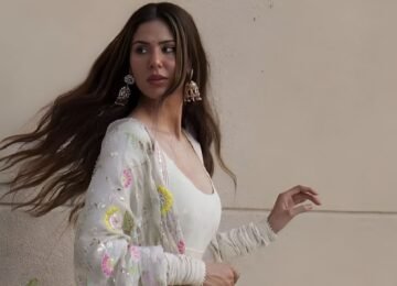 Sonam Bajwa Anarkali Look: 5 Elegant Details That Made Heads Turn