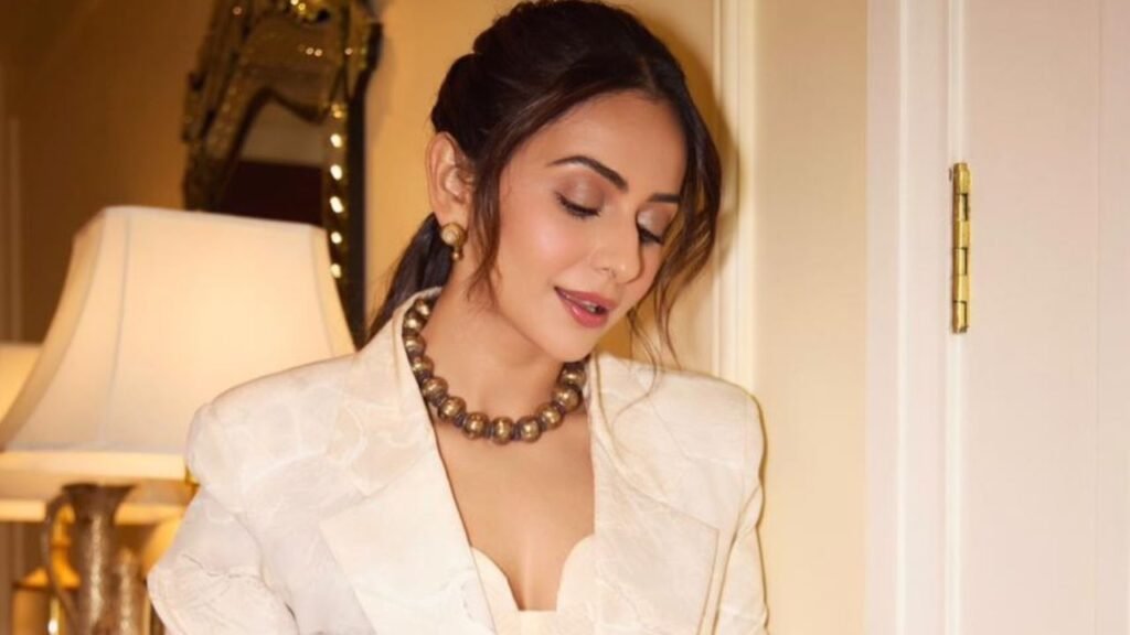 Rakul Preet Turns Heads in Saaksha & Kinni, Serving Modern Elegance with a Playful Twist