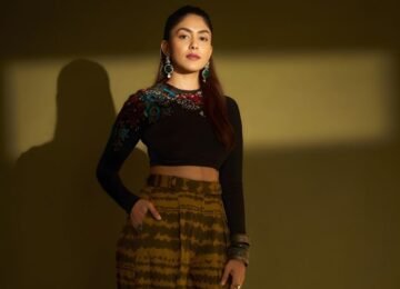 Mrunal Thakur Serves Effortless Chic in Saaksha & Kinni for Do Deewane Seher Mein Promotions