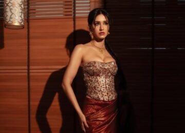 Disha Patani Sets The Internet Ablaze In Tarun Tahiliani’s Fiery Red Corset Saree