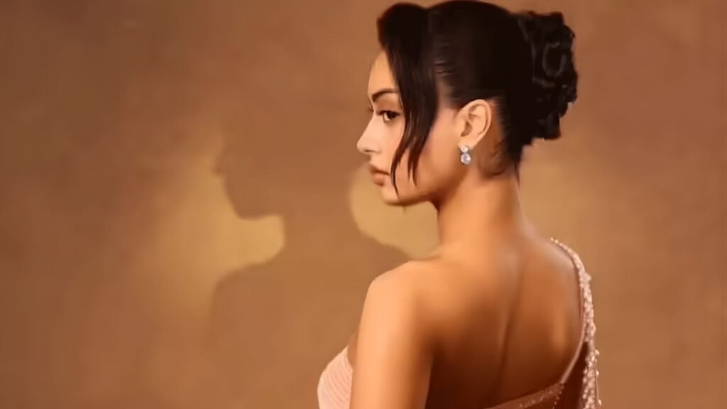 Nysa Devgan Channels Kareena Kapoor’s ‘Poo’ In A Gen-Z Manish Malhotra Makeover