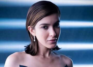 Shanaya Kapoor Brings Electric Glam in Rohit Gandhi + Rahul Khanna for ‘Fame Us’ in Tu Yaa Main