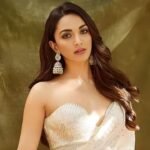 Kiara Advani Not In Madhubala Biopic, Sources Reveal Truth