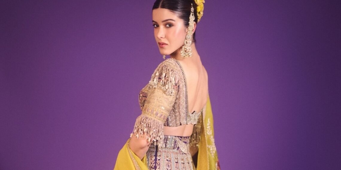 Shanaya Kapoor Radiates Elegance in Anamika Khanna Couture