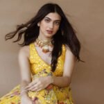 Kashika Kapoor Proves She Can Rock Both Ethnic And Western Style
