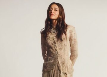 Ananya Panday Brings Regal Modernity in Anamika Khanna at Zee Cine Awards 2026