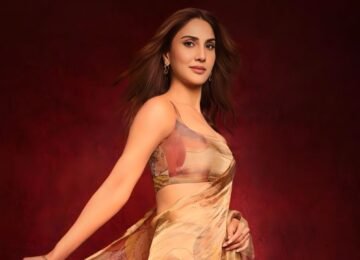 Vaani Kapoor Look — Statement Saree Glam Steals IAA Awards Spotlight