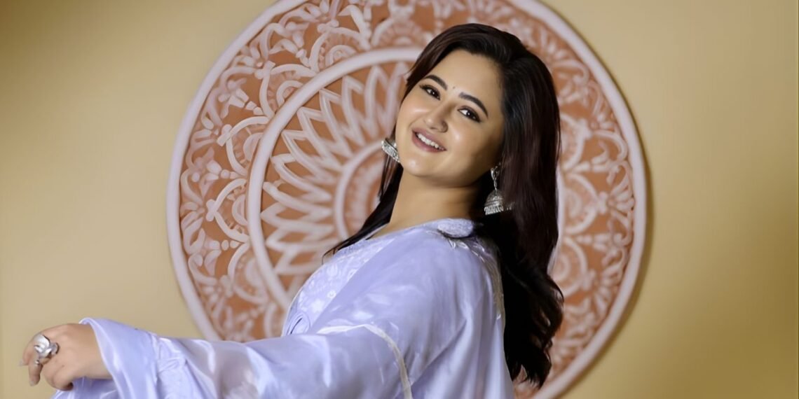 Rashami Desai Transforms a Heartfelt Fan Moment into Her Fashion Brand ‘Raaga’