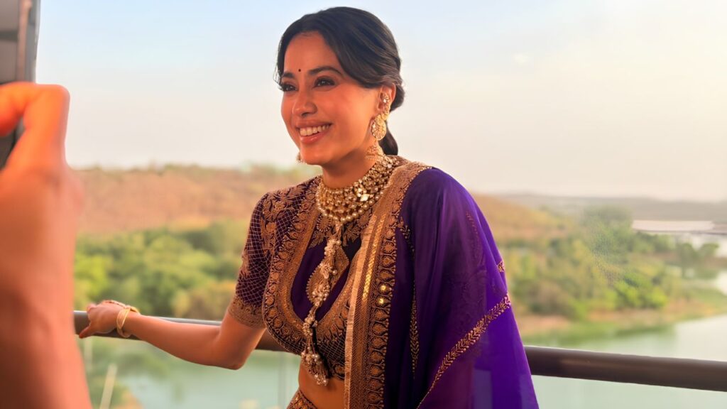 Janhvi Kapoor’s Regal Anamika Khanna Look Feels Made For 2026 Brides