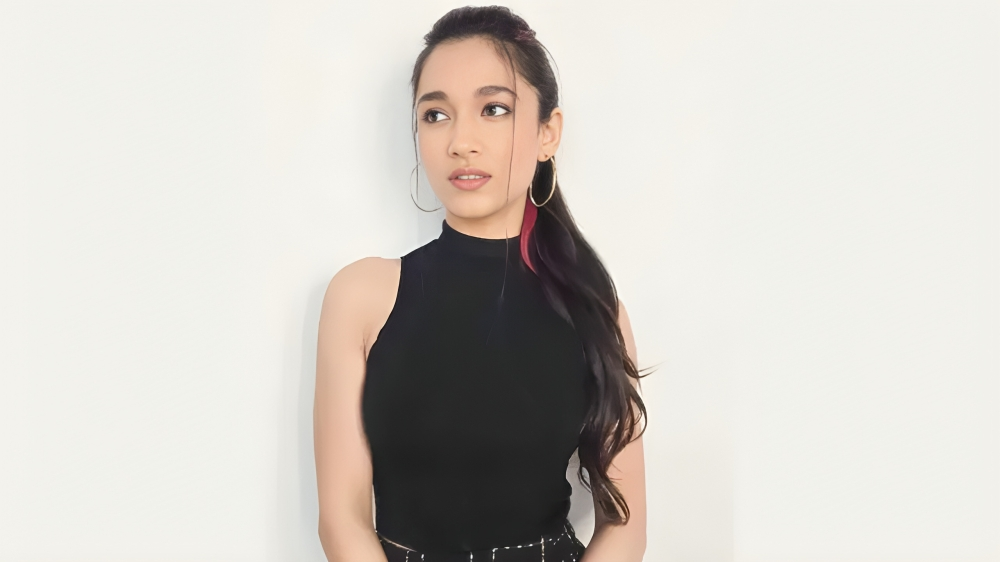 Nandini Thakur Shines as Gen-Z Star Isha in Tum Dena Saath Mera