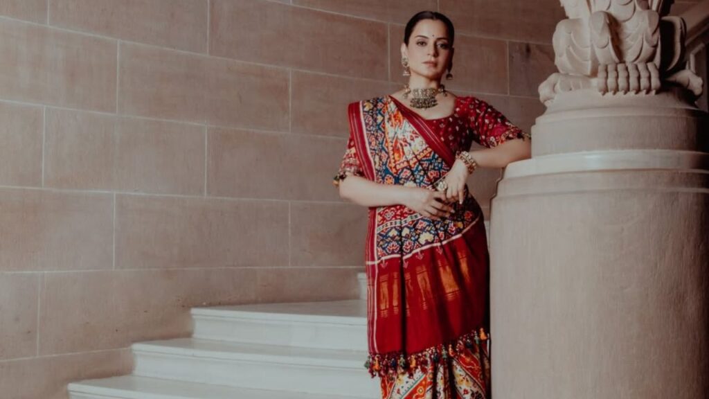 Kangana Ranaut Celebrates Indian Craftsmanship in Patan Patola Saree and Fizzy Goblet Juttis During Bharat Bhhagya Viddhaata Promotions