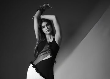 Kriti Sanon Turns Up The Heat In Bold Nensi Dojaka Look At Cocktail 2 Trailer Launch