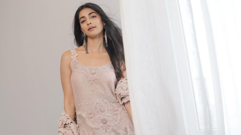 Pooja Hegde’s Movie Promotion Look Had Fans Looking Twice — And the Real Scene-Stealer Was on Her Feet
