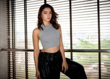 Alia Bhatt’s Custom Alpha Ring Steals The Spotlight; Inside The Stunning 18K Gold Masterpiece By Meroh