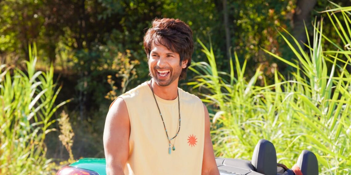 Shahid Kapoor in Saaksha & Kinni for Cocktail 2