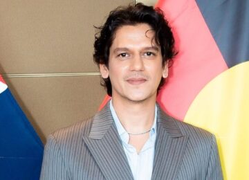 Vijay Varma Makes a Sharp Style Statement at Indian Film Festival of Melbourne in Rohit Gandhi + Rahul Khanna