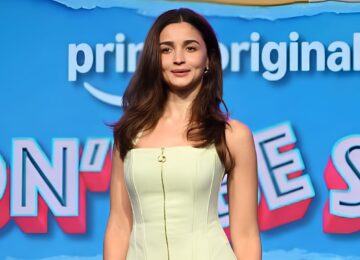 Alia Bhatt’s Mint-Green Corset And Brown Flared Pants Make A Striking Style Statement