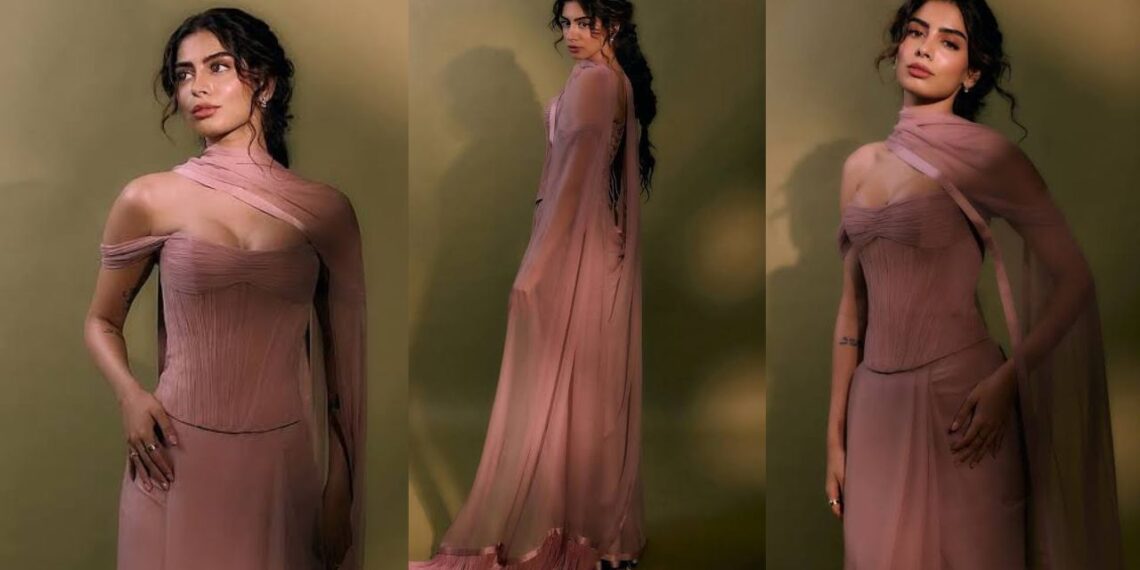 Khushi Kapoor Looks Like a Fairy Princess in Dreamy Pink Manish Malhotra Corset Gown