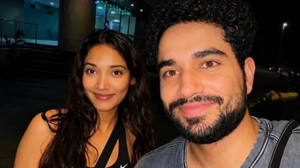 Samay Raina To Marry Medha Shankr In December? Comedian’s “Postpone” Reply Goes Viral