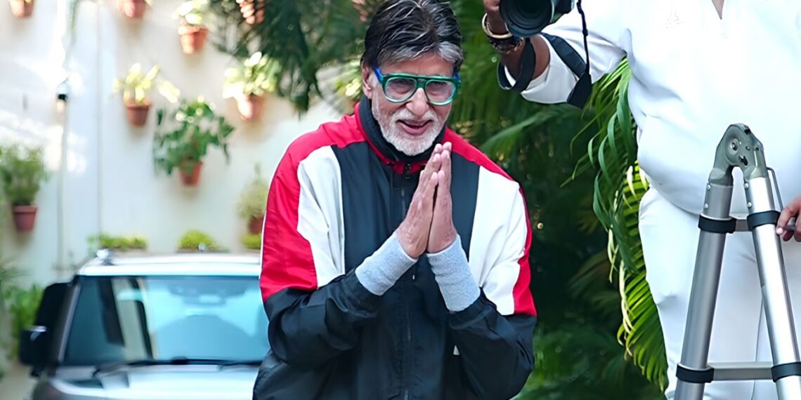 Amitabh Bachchan Health Update: Actor Says He Is Under Strict Rest, Apologises to Fans