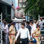 Amitabh Bachchan Meets Fans at Jalsa Amid Heightened Security; Abhishek Bachchan Joins Sunday Darshan