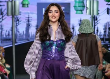Aneet Padda at Lakmé Fashion Week 2026 Finale: Netizens Praise Her Improved Ramp Walk but Debate Purple Outfit