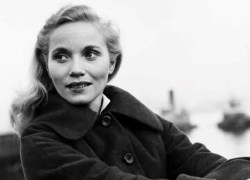 Eva Marie Saint Dies at 102: Oscar Winner Behind On the Waterfront and North by Northwest Remembered