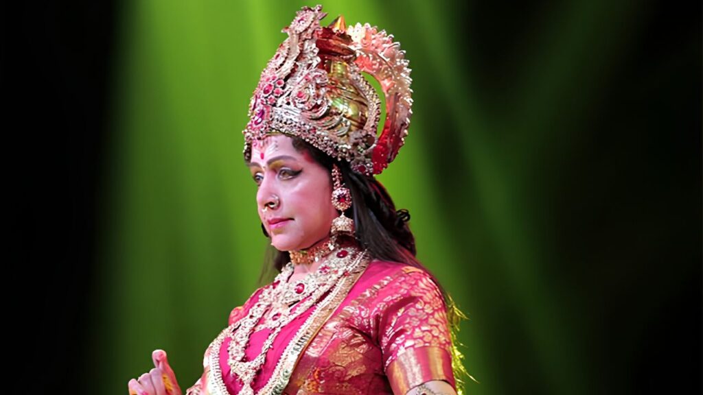 At 77, Hema Malini Portrays Mata Parvati in Special Navratri Dance Performance in Hyderabad