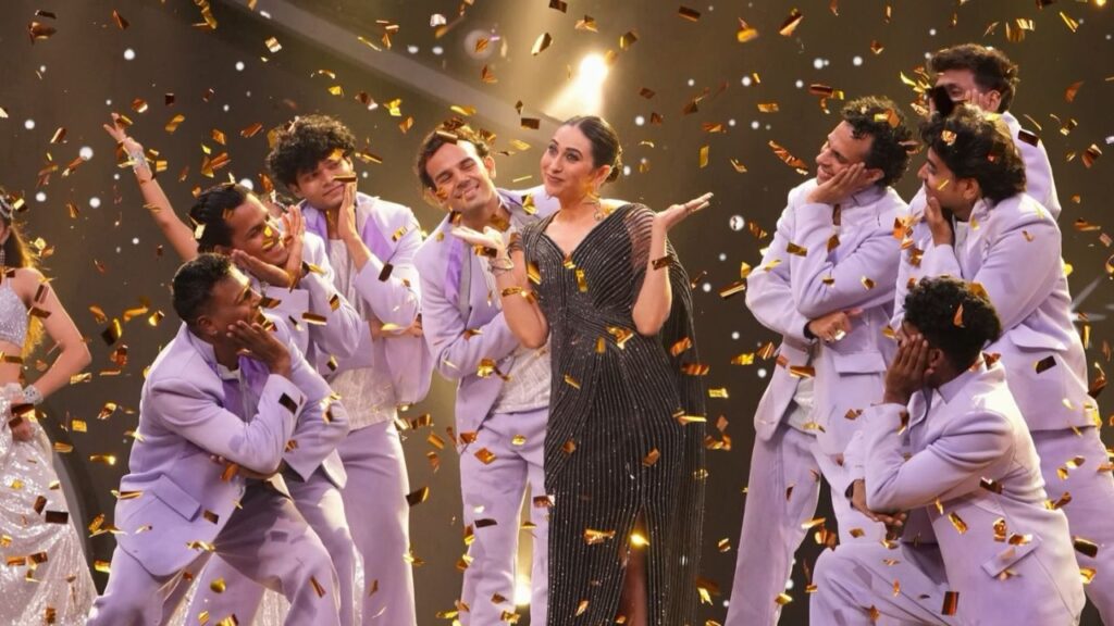 Karisma Kapoor Stuns in Amit Aggarwal at India’s Best Dancer Finale in a Dramatic Black Gown
