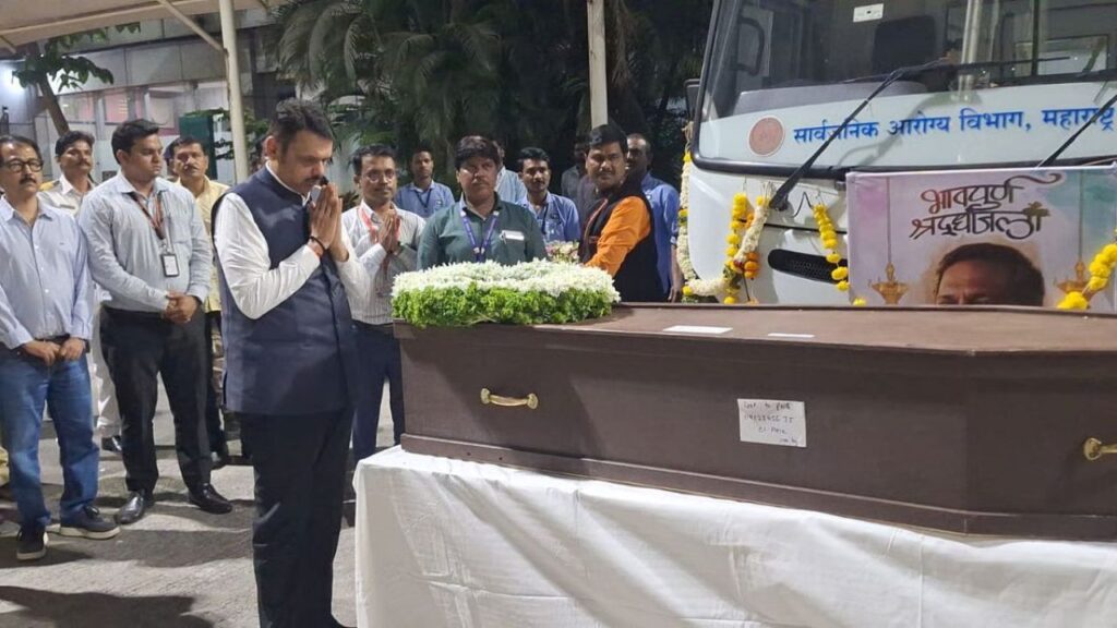 Nana Patekar Final Rites in Pune: Maharashtra Bids Farewell at Donje Farmhouse